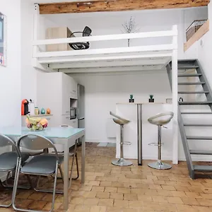 Apartment Bnbgones - Le Saint Vincent- Hypercentre Wifi Netflix, Lyon