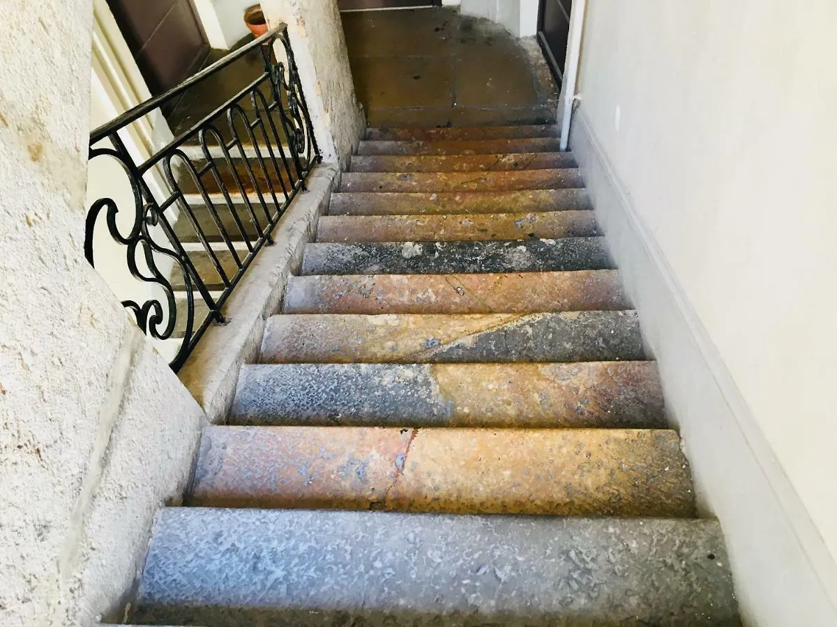 Le Calme De L'Opera. Apartment Lyon 0*,  France